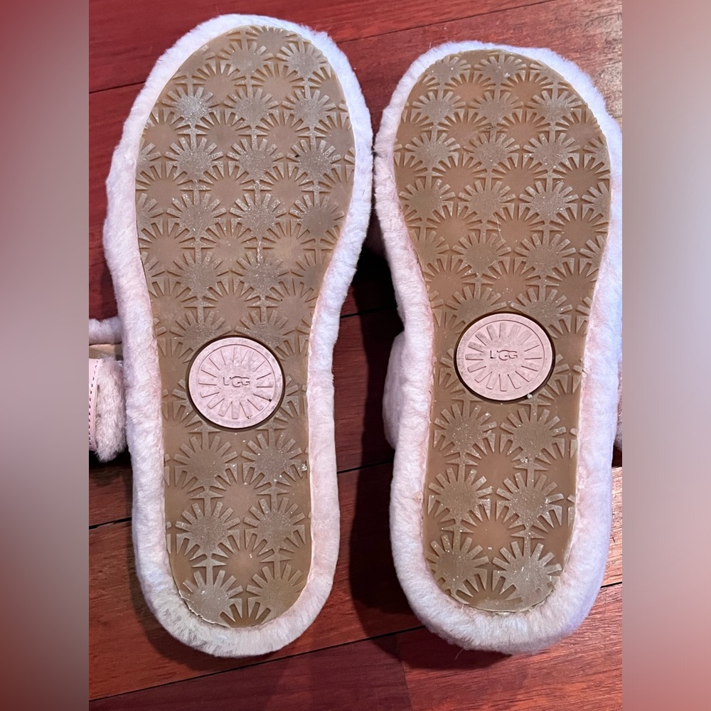 UGG FURRY SLIDES/SLIPPERS SIZE 10 BABY PINK - Picture 4 of 6